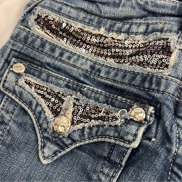 Miss Me Embellished Sequin Bootcut Jeans Size 25 (missing one rhinestone rivit) - Picture 8 of 14